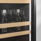 Vinotéky: LightColumn na oboch stranách