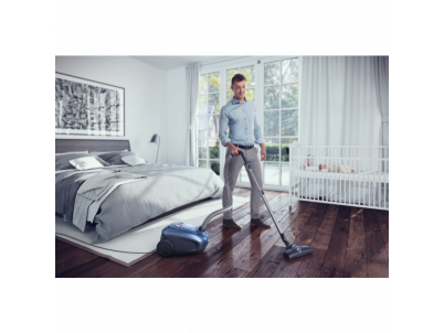 ELECTROLUX EUSC66-SB, Vreckový vysávač