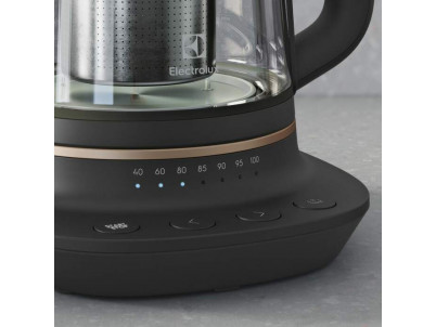 ELECTROLUX Rýchlovarná kanvica E7GK1-8BP