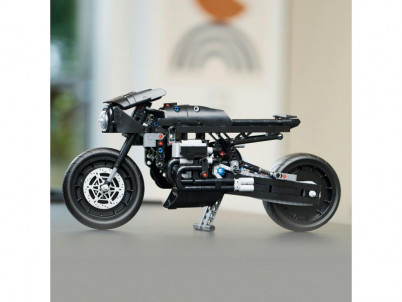 THE BATMAN - BATCYCLE 42155