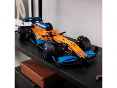 Pretekárske auto McLaren Formula1 42141