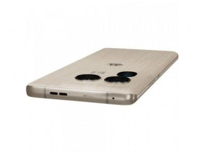 Edge 50 Ultra Nordic Wood Motorola