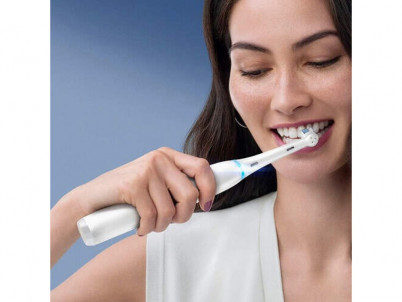 iO8 Series White Alabast. z.kefka Oral-B