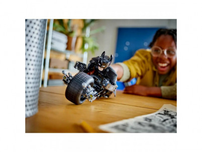 Batman a motorka Bat-Pod 76273 LEGO