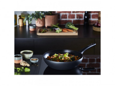 G2681972 ULTIMATE panvi WOK 28 cm TEFAL