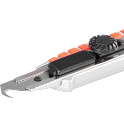 Nôž Strend Pro UKX-867-8, 18 mm, odlamovací, s kolieskom, čepeľ háčik, Alu/plast