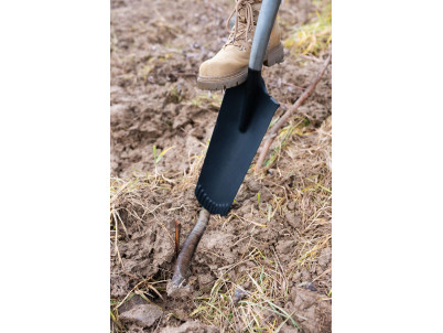 Rýľ Strend Pro Premium RedShark, úzky, drenážny, s drevenou násadou D 1280 mm