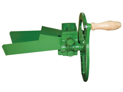 Rezačka RP 03, na trávu a žihľavu, pŕhľavu, ručná