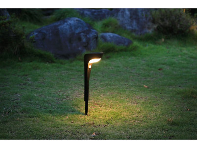 Lampa Strend Pro Garden, solárna, LED, so senzorom pohybu, 10,2x13x52,5 cm