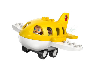 10443 Prvýkrát na letisku LEGO
