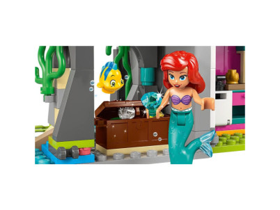 43267 Hrad princezien a kráľ.miláči LEGO