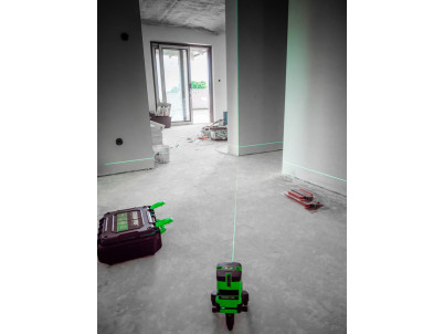 Laser Strend Pro Industrial HP-NT411G, 4V+1H, zelený