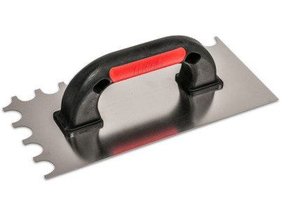 Hladítko Strend Pro Premium, EXC RED-Black, U-plast. rúčka, polguľaté zuby, 270x130 mm, 0,7 mm, nerez