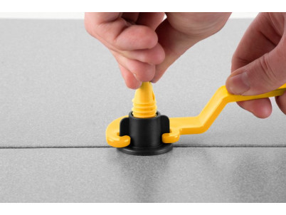 Sada nivelačná Strend Pro, 1x kľúč, 50x T-medzerník, 50x klobúčik