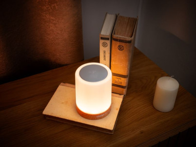 Lampa Strend Pro, stolná, stmievateľná, USB, voľba intenzity a farby svetla, RGB, s hákom na zavesenie