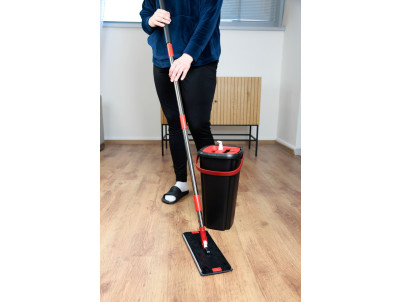 Súprava upratovacia mop QuickShine MagicHome, plochý, s 8 lit. žmýkacím vedrom, na podlahy Súprava upratovacia mop QuickShine MagicHome, plochý, s 8 lit. žmýkacím vedrom, na podlahy