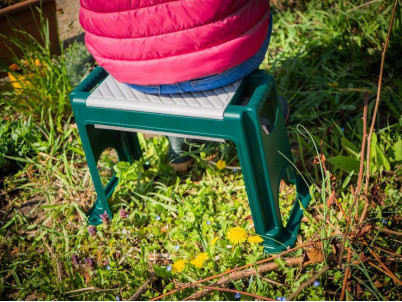 Stolička Strend Pro TC1611, záhradná, s úložným priestorom, kľakadlo, 57x27x37 cm