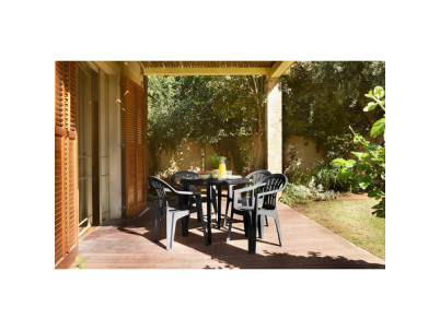 Plastová stolička  Keter Mallorca grafitová