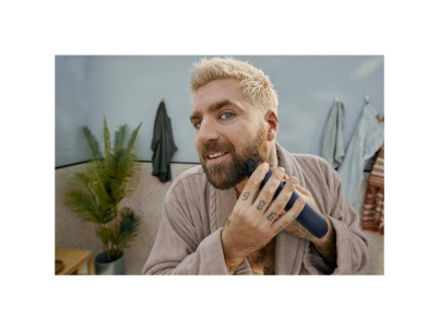 BT3665/15 Zastrihávač fúzov PHILIPS