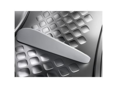 TR9384CC sušič bliezne AEG