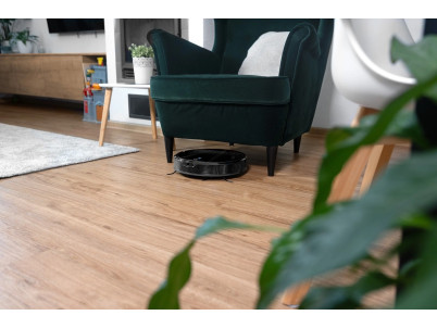 CONCEPT VR3300 Robotický vysávač s mopom 2v1 RoboCross Laser