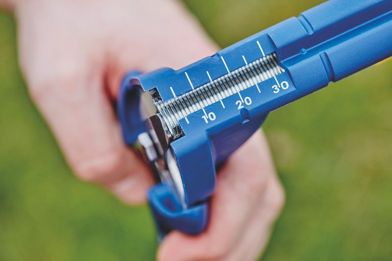 Kliešte RAPID FP216, viazacie na spony, sponkovacie, na pletivo a plot so zásobníkom, na viazanie pletiva, na drôt, spony 2-8 mm