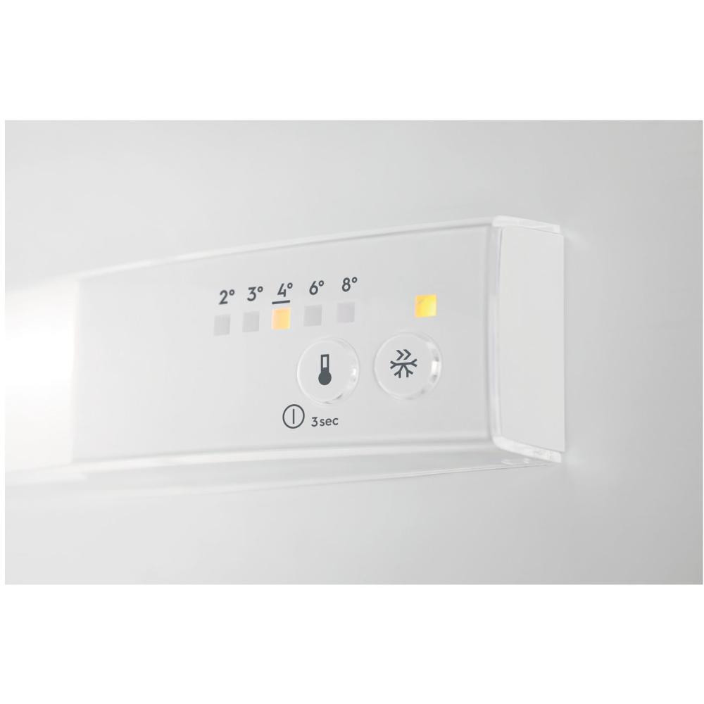 OSF6I82EF vstavaná chladnička s mraz AEG